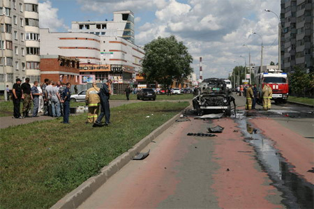 Взрыв автомобиля муфтия РТ. Фото пресс-службы МВД РТ