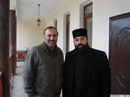 Отец Хайрик и Валерий Балаян