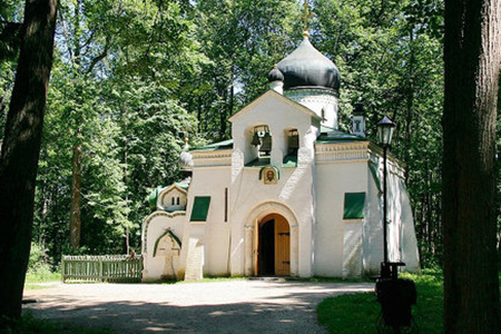 Церковь Спаса Нерукотворного. По проекту В.М. Васнецова и В.Д. Поленова