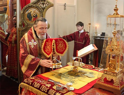 московский патриархат. московская патриархия служба. охрана патриарха кирилла фото. московская патриархия. священный синод рпц.