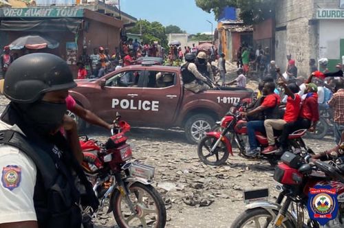похищение девушки на коне. парис троянская война. рубенс похищение дочерей левкиппа. похищение 6 букв. киднеппинг рисунки.