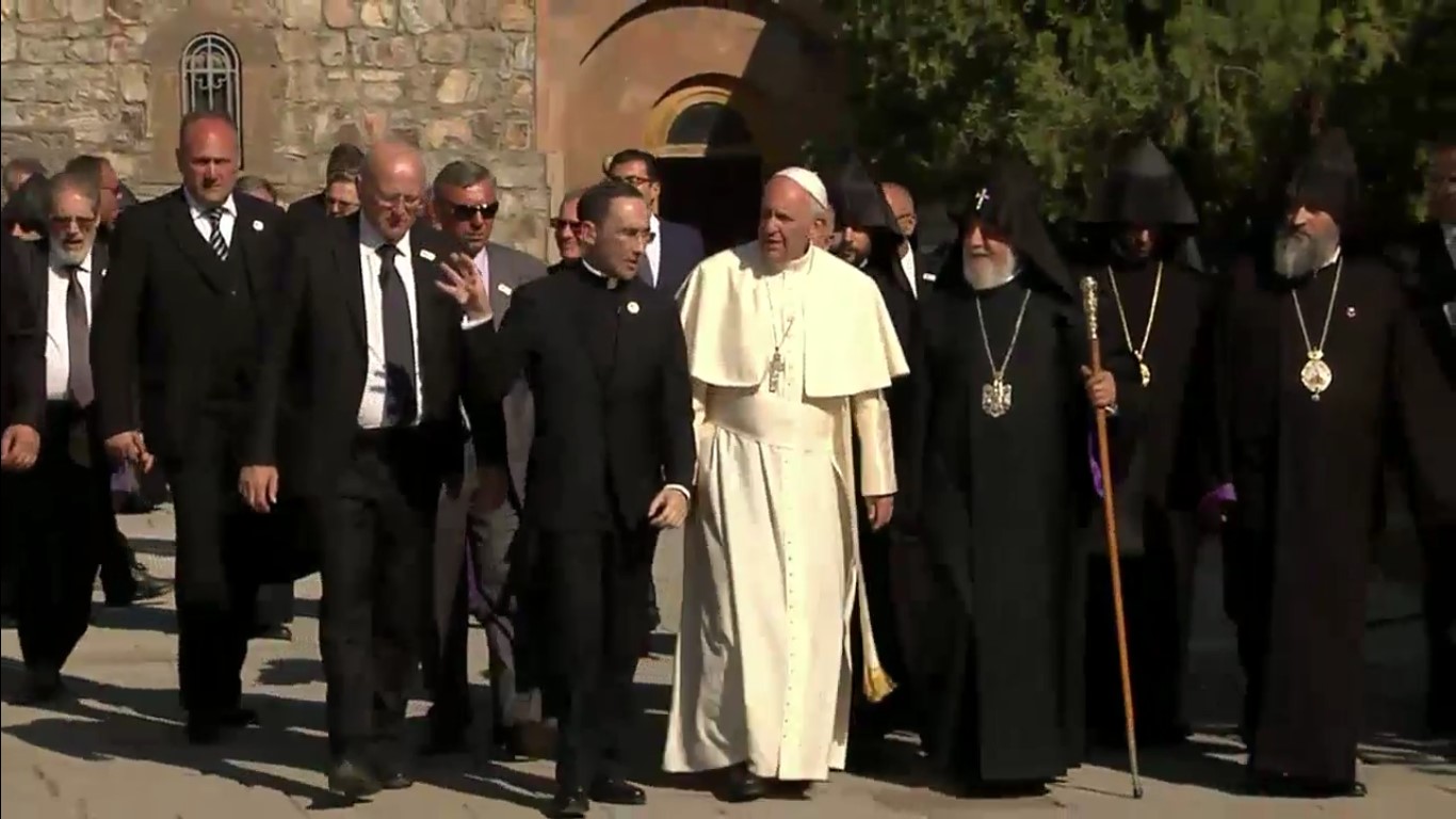 Армяне католики. Армяне были католики. Организаторы армяне католики. Встреча папы Франциска 1 и Католикоса Гарегина 2 2016.